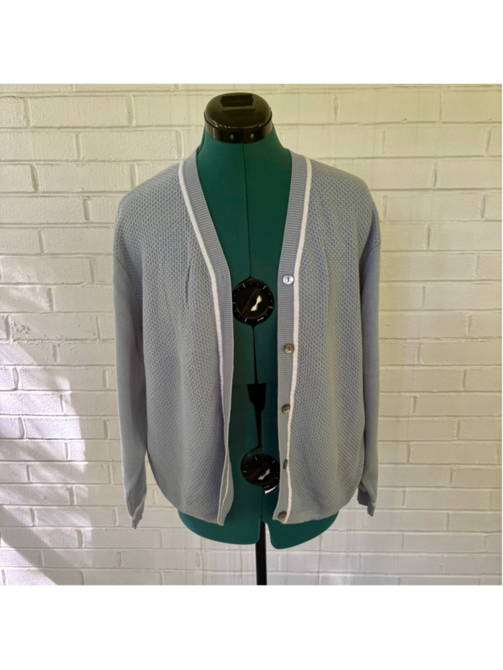 Vintage 80s light blue cardigan
